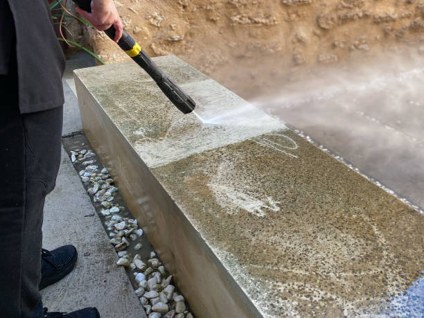 Best Garage Pressure Washing  in West Wendover, NV